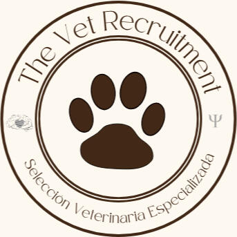 Logo de The Vet Recruitment, especialistas en selección de personal veterinario y ATV en clínicas de España En The Vet Recruitment somos expertos en la selección de personal veterinario en clínicas de España. Sabemos lo estresante que es mirar la agenda y pensar '¡necesito un veterinario urgente!' o tener que buscar auxiliar de la noche a la mañana.